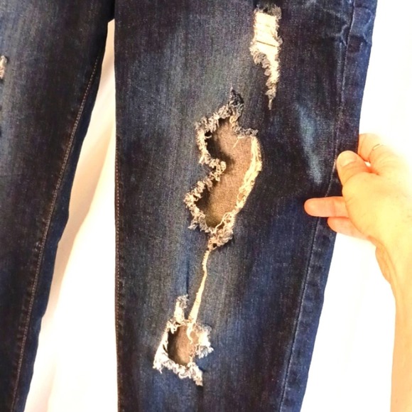 V.I.P JEANS Plus Size 14 Dark Blue Stone Washed Distress Holes Whiskering Boho - Picture 7 of 13